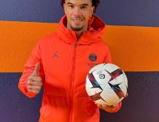 乐鱼体育app-刚果队战胜扎伊尔，晋级欧国联半决赛