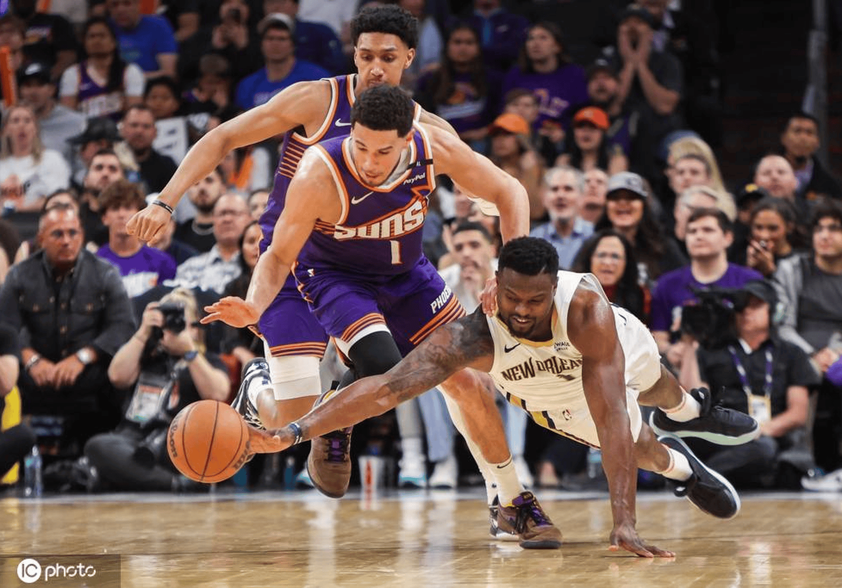 乐鱼官网-关于奇才绝杀德国男篮，锡安关键制胜的信息