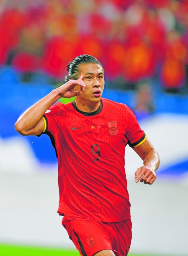 乐鱼官网-印尼羽毛球队力克中国羽毛球队,马琳一己之力扛起全队的简单介绍