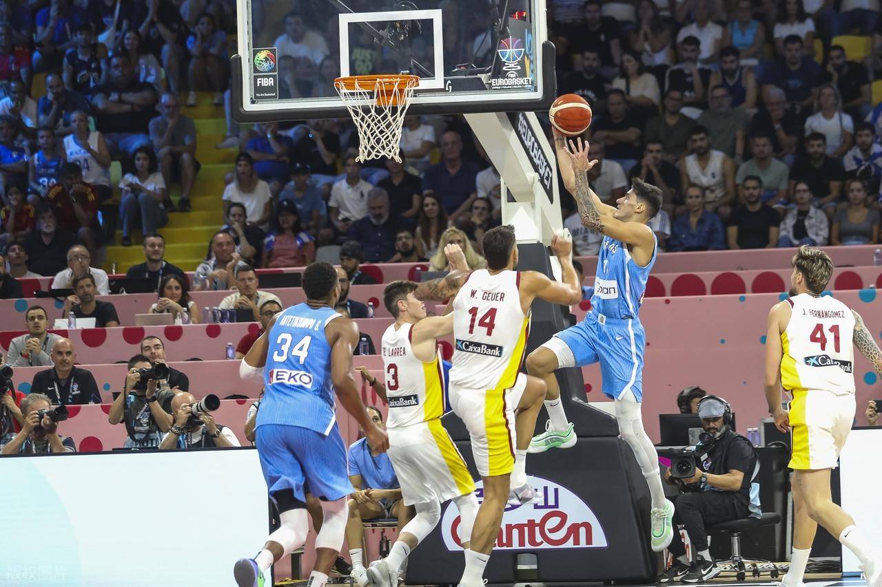 乐鱼-关于尼日利亚男篮力克西班牙男篮,库里送出助攻的信息