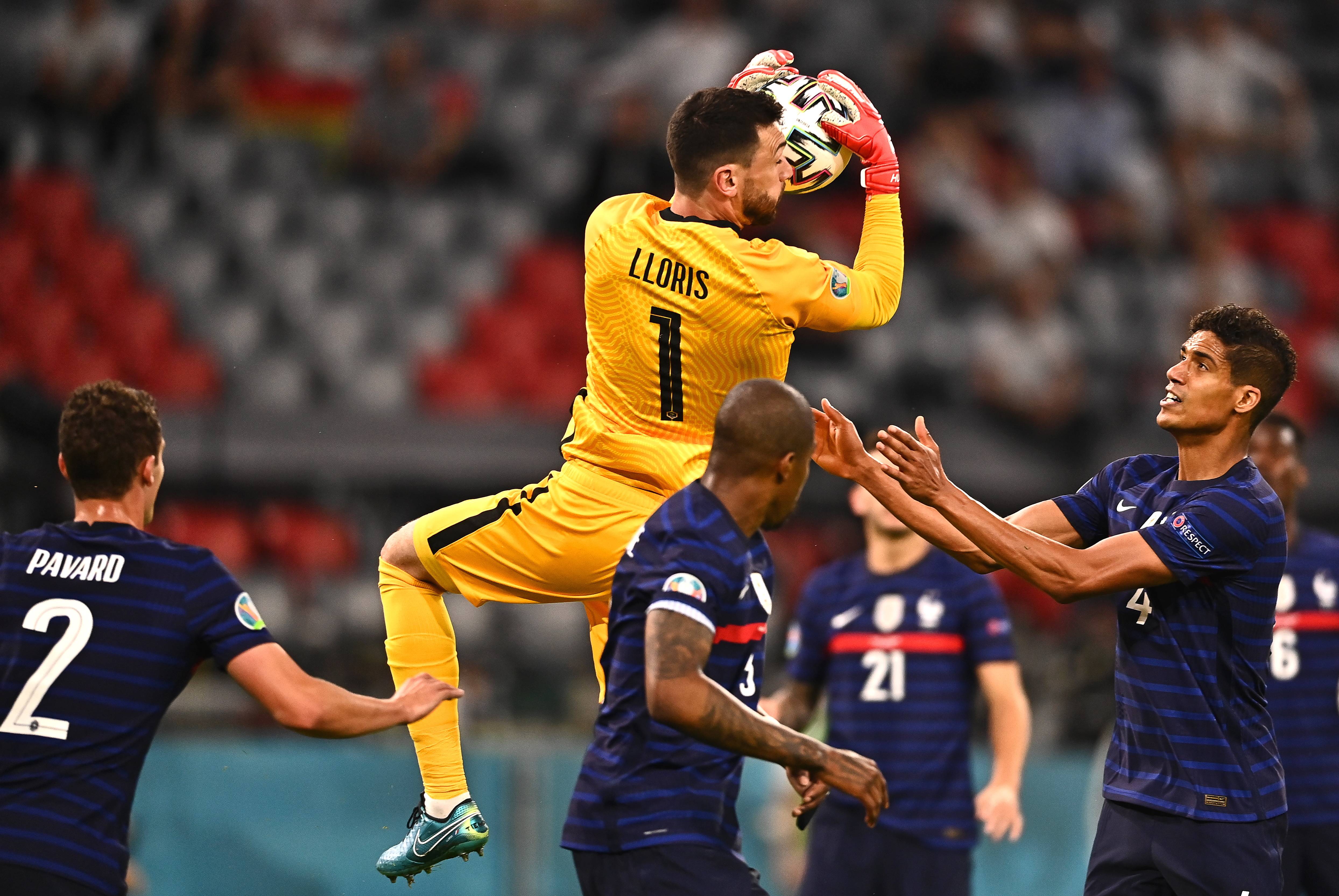 乐鱼体育-包含法国网球队完胜德国网球队,西西帕斯高光表现的词条